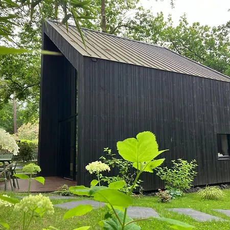 Ecolodge 'Calme et Nature' avec Piscine au Golf-Lac-Plages Océanes - Couchage 2 personnes Hébergement de vacances *
