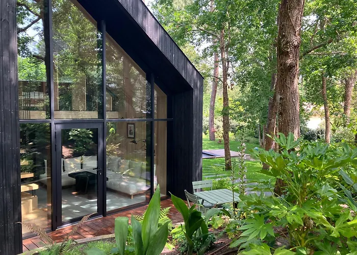 Ecolodge 'Calme et Nature' avec Piscine au Golf-Lac-Plages Océanes - Couchage 2 personnes Hébergement de vacances