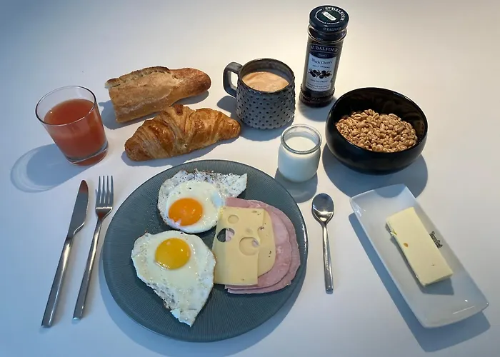 Hébergement de vacances Ecolodge 'Calme et Nature' avec Piscine au Golf-Lac-Plages Océanes - Couchage 2 personnes